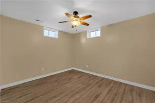 921 Lake Dr W, Thomasville, NC 27360 - Photo 27