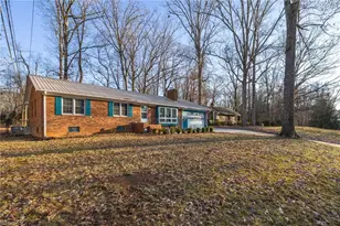 921 Lake Dr W, Thomasville, NC 27360 - Photo 39