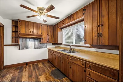 1001 W Clemmonsville Road, Winston-Salem, NC 27127 - Photo 11