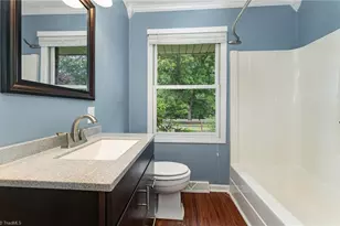 412 Stage Coach Ct, Greensboro, NC 27409 - Photo 19