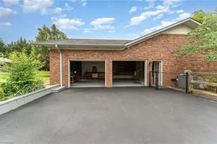 412 Stage Coach Ct, Greensboro, NC 27409 - Photo 7