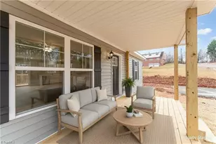 122 Lake St, Elkin, NC 28621 - Photo 5