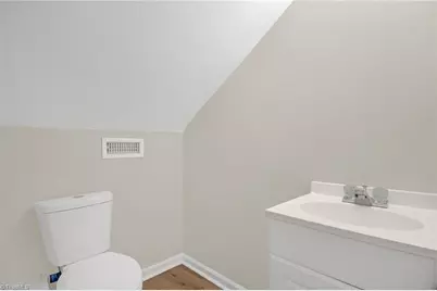 2400 Peachtree Street, Winston-Salem, NC 27107 - Photo 21