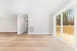 129 Lake St, Elkin, NC 28621 - Photo 13