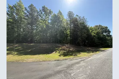 114 Lake View Pass, Rockingham, NC 28379 - Photo 11
