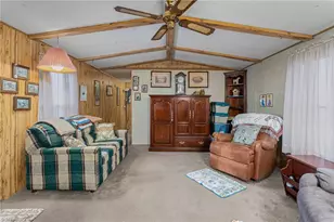 132 Friendly Rd, Thomasville, NC 27360 - Photo 7