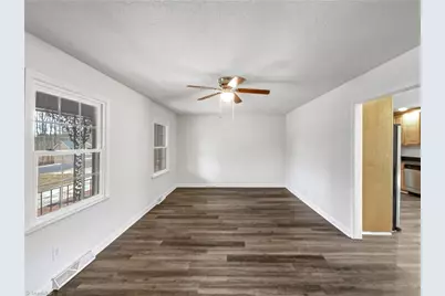 2560 Wallingford Road, Winston-Salem, NC 27101 - Photo 7