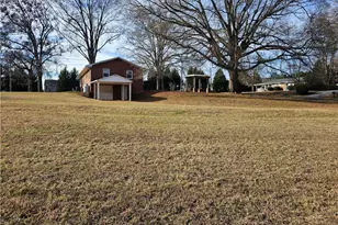 2230 Independence Rd, Winston-Salem, NC 27106 - Photo 9