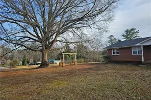 2230 Independence Rd, Winston-Salem, NC 27106 - Photo 11