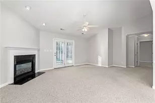 3027 Maple Ave, Burlington, NC 27215 - Photo 11