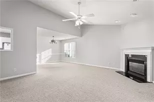 3027 Maple Ave, Burlington, NC 27215 - Photo 13