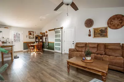 154 Gracyn Lane, Thomasville, NC 27360 - Photo 11