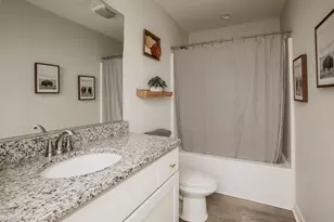 154 Gracyn Ln, Thomasville, NC 27360 - Photo 3