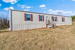 1079 Red Hill Creek Rd, Dobson, NC 27017 - Photo 3