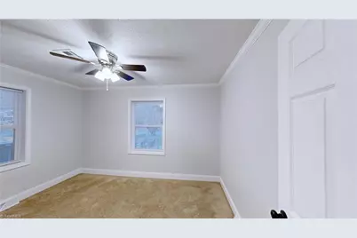 127 E Walker Avenue, Asheboro, NC 27203 - Photo 13