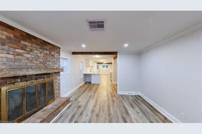 127 E Walker Avenue, Asheboro, NC 27203 - Photo 7