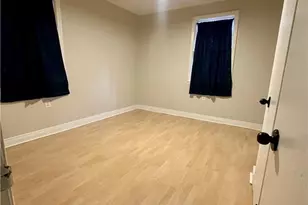 2106 Shore St, High Point, NC 27263 - Photo 7