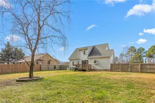 825 Lockesley Ln, Burlington, NC 27217 - Photo 27