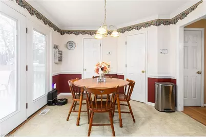 825 Lockesley Lane, Burlington, NC 27217 - Photo 9