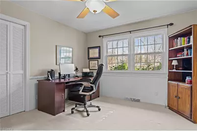 1002 Kemp Road W, Greensboro, NC 27410 - Photo 31