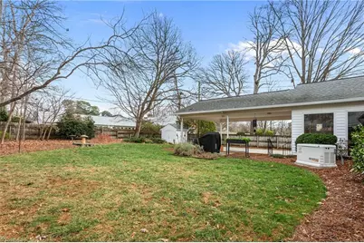 1002 Kemp Road W, Greensboro, NC 27410 - Photo 37