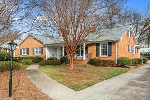 1002 Kemp Rd W, Greensboro, NC 27410 - Photo 3