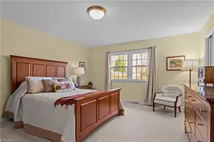 1002 Kemp Rd W, Greensboro, NC 27410 - Photo 25