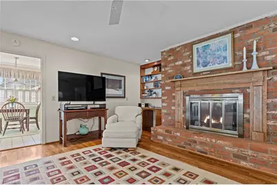 1002 Kemp Road W, Greensboro, NC 27410 - Photo 19