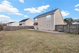 629 Brassfield Dr, Burlington, NC 27217 - Photo 19