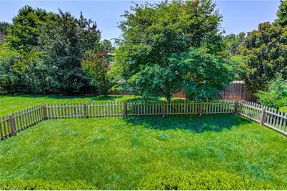 500 Fieldstone Court, Greensboro, NC 27455 - Photo 33