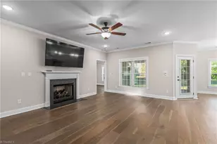 103 Park Pl, King, NC 27021 - Photo 5