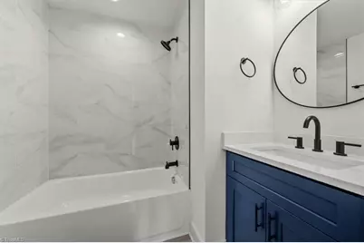 806 W Dameron Avenue, Liberty, NC 27298 - Photo 9