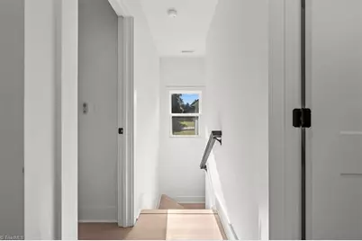 806 W Dameron Avenue, Liberty, NC 27298 - Photo 21