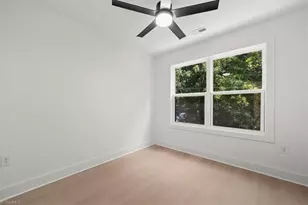 806 W Dameron Ave, Liberty, NC 27298 - Photo 15