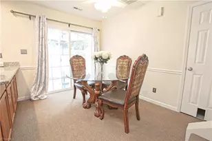 25 Tannenbaum Cir, Greensboro, NC 27410 - Photo 5