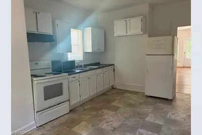 1917 NE 25th Street, Winston-Salem, NC 27105 - Photo 11