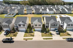 2526 Lily Dr, Haw River, NC 27258 - Photo 3