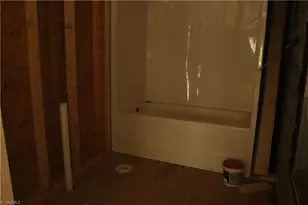 1433 Larkin St, High Point, NC 27262 - Photo 5