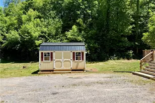 920 Pennell Rd, Moravian Falls, NC 28654 - Photo 27