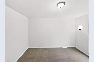 150 Roswell Drive, Kernersville, NC 27284 - Photo 9