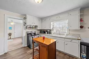 2208 Ermine St, Randleman, NC 27317 - Photo 15