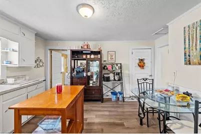 2208 Ermine Street, Randleman, NC 27317 - Photo 9