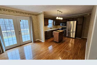 110 Hillside Court, King, NC 27021 - Photo 7