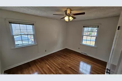 110 Hillside Court, King, NC 27021 - Photo 13