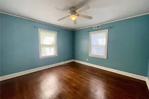 1311 Cardinal Pl, Greensboro, NC 27408 - Photo 9