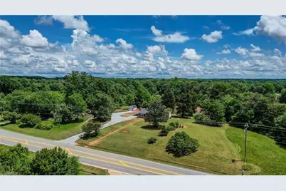 7792 Nc Highway 68, Stokesdale, NC 27357 - Photo 3