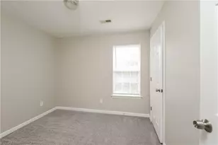 5511 Grapevine Ct, Greensboro, NC 27405 - Photo 3