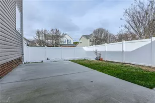 4603 Village Square Ct, Greensboro, NC 27409 - Photo 39