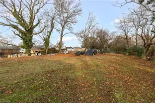 1911 Leight St, Winston-Salem, NC 27107 - Photo 9