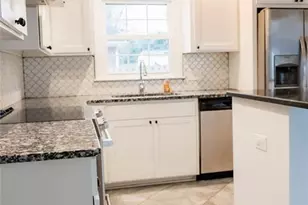 2822 Bedford St, Burlington, NC 27215 - Photo 17